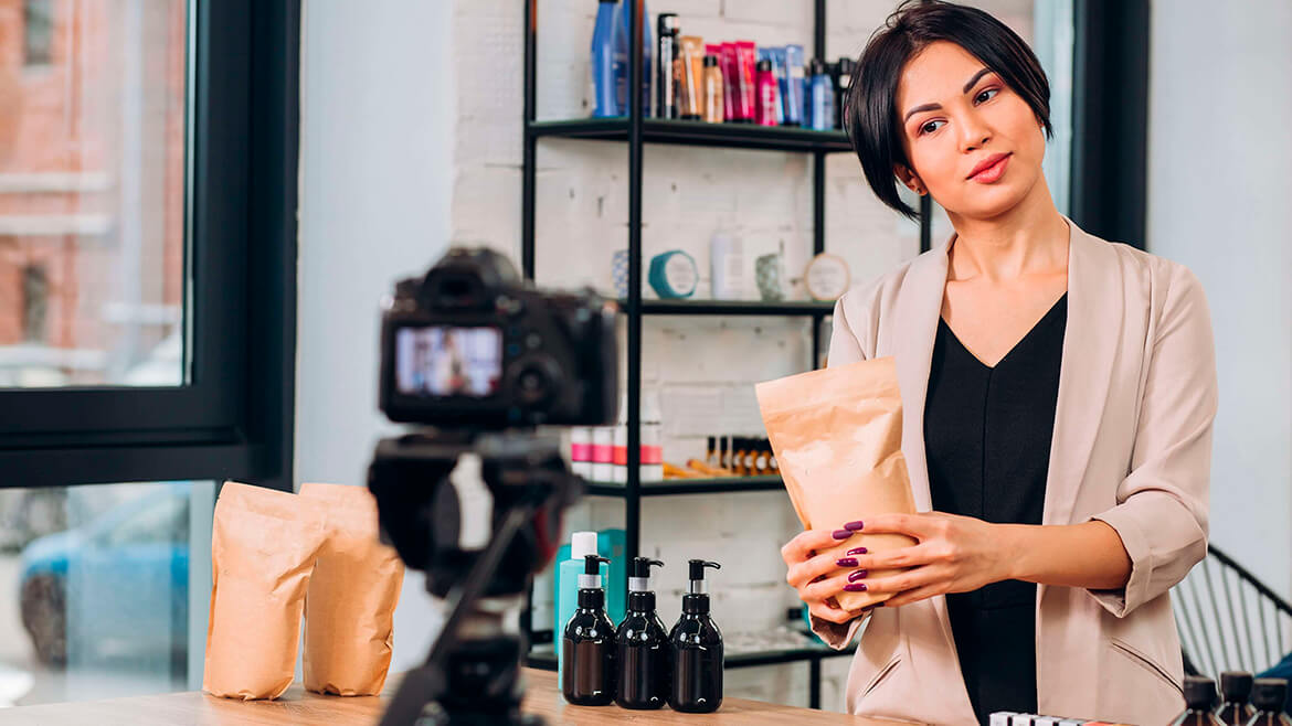 When content and commerce collide | theSalt insight